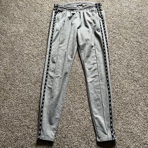 PINK Victoria Secret Womens Medium Gray Joggers